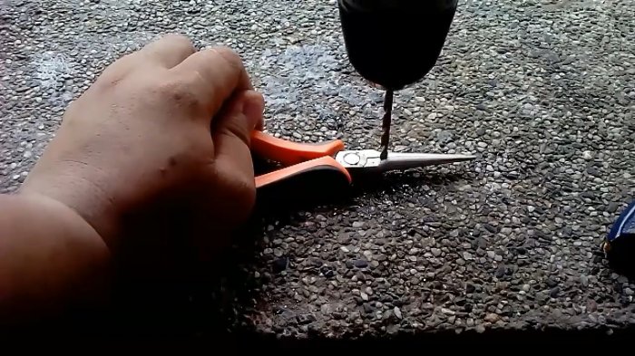 Добавляем стриппер в плоскогубцы