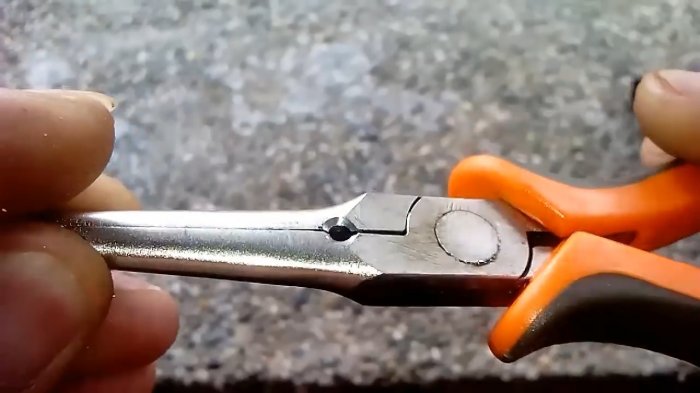 Добавляем стриппер в плоскогубцы