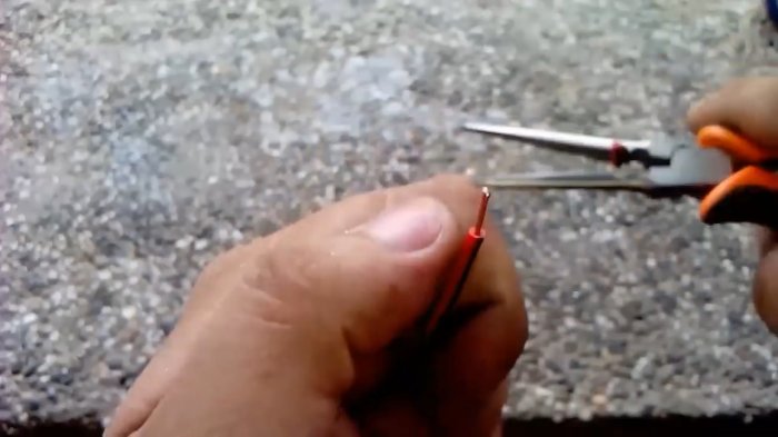 Добавляем стриппер в плоскогубцы