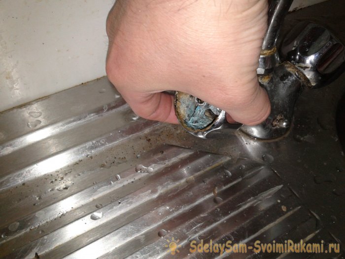 Ремонт смесителя на кухне