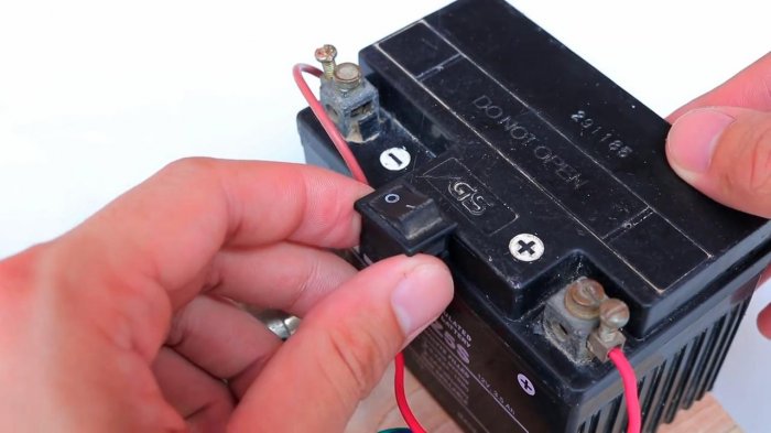 Механический преобразователь 12 - 220 В