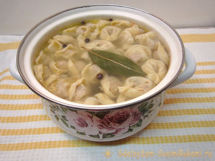 Вкусный суп из пельменей за 30 минут