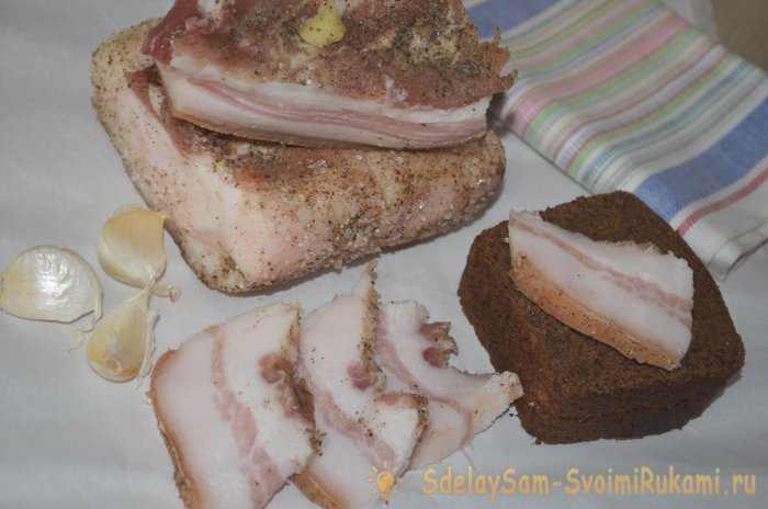 Как засолить свиное сало