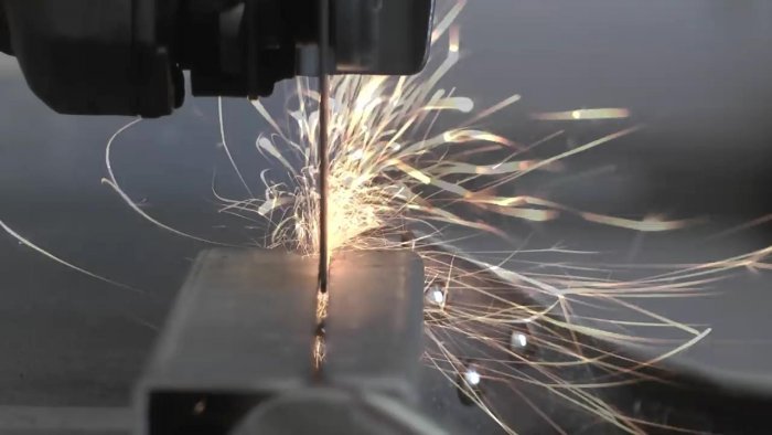 Изготовление длинной раскройной стойки для болгарки