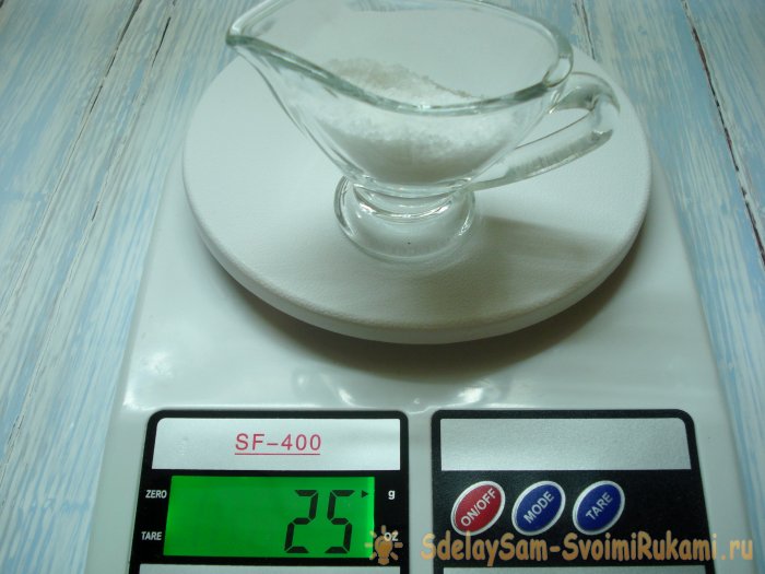 Домашняя колбаса из куриных бедер и свиного фарша