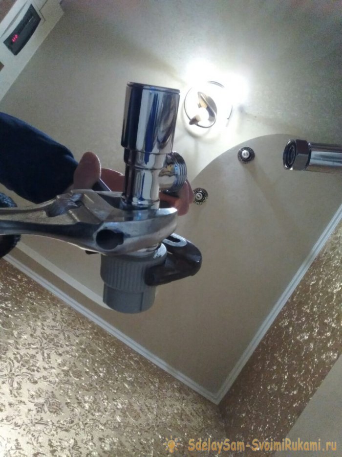 Установка полотенцесушителя своими руками