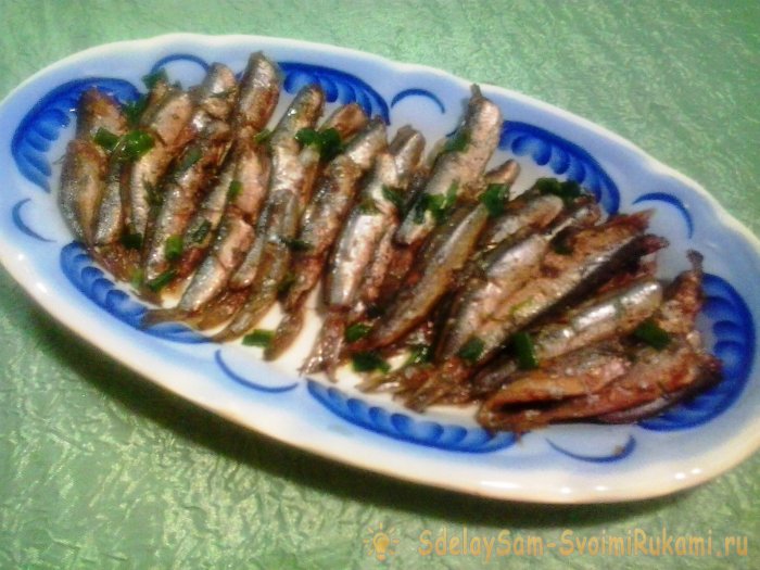 Как приготовить шпроты в домашних условиях