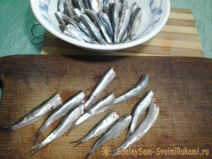 Как приготовить шпроты в домашних условиях