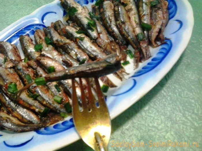 Как приготовить шпроты в домашних условиях