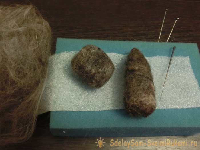 Валяный енот из шерсти