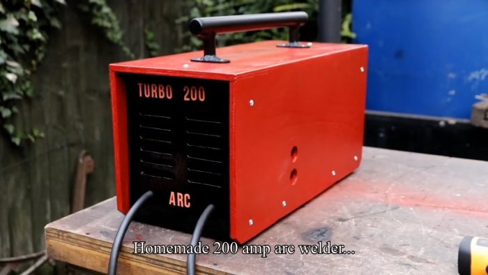Сварочный аппарат на 200 А из микроволновок