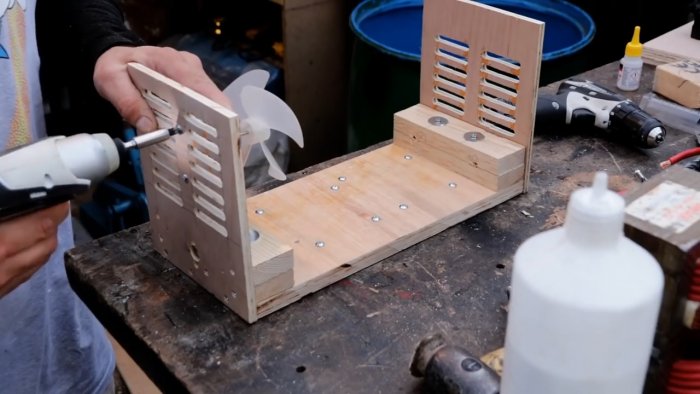 Сварочный аппарат на 200 А из микроволновок