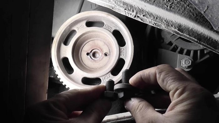 Обломился винта шкива коленвала