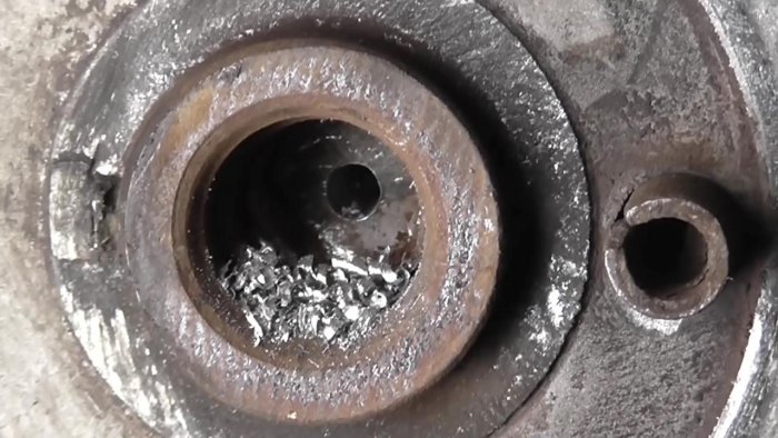 Обломился винта шкива коленвала