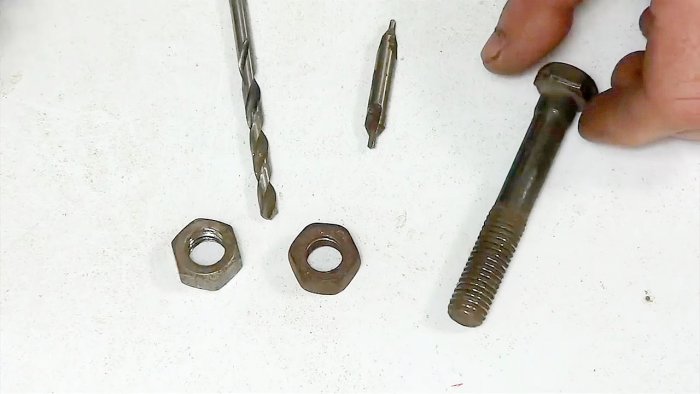 Приспособление для восстановления резьбы