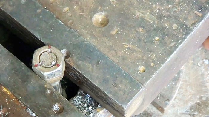 Приспособление для восстановления резьбы