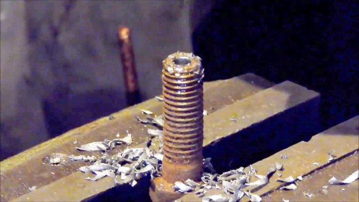 Отливка бобышки троса своими руками