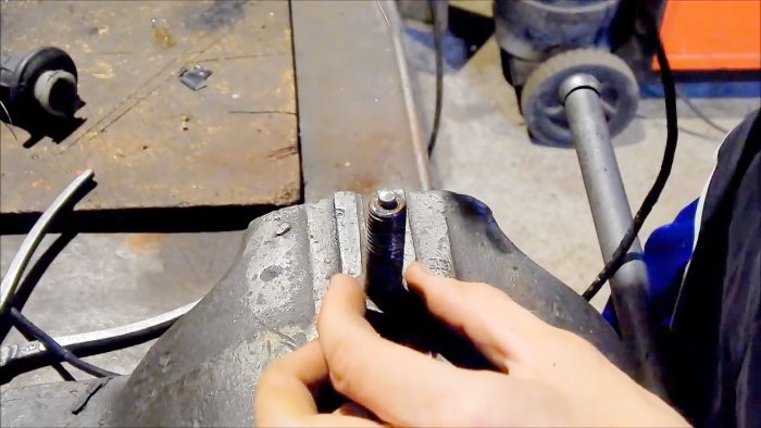 Отливка бобышки троса своими руками