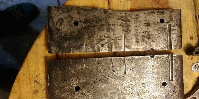 Заклепочный блок из рельсовой подкладки