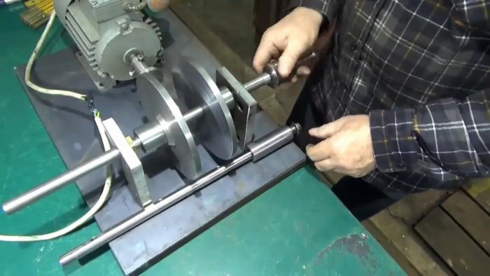 Самодельный резьбонарезной станок