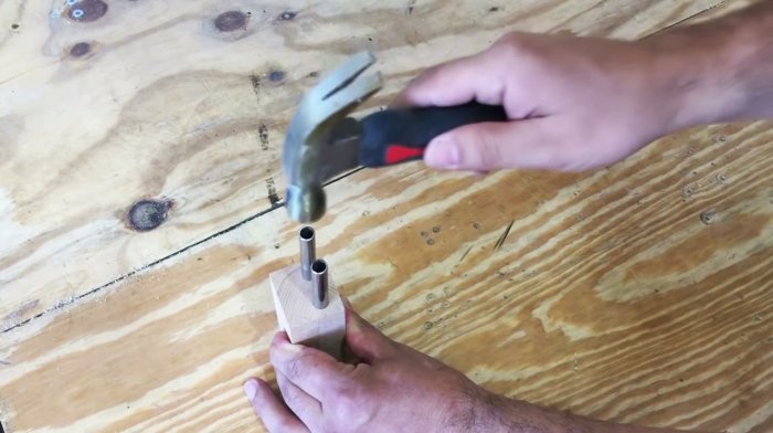 Кондуктор для соединения на косой шуруп