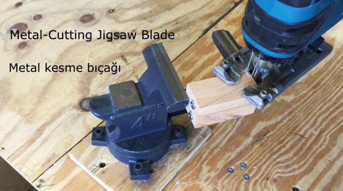 Кондуктор для соединения на косой шуруп