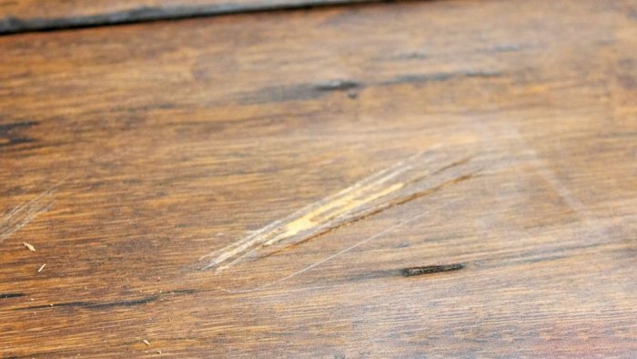 3 способа удалить царапины любой глубины с деревянной поверхности