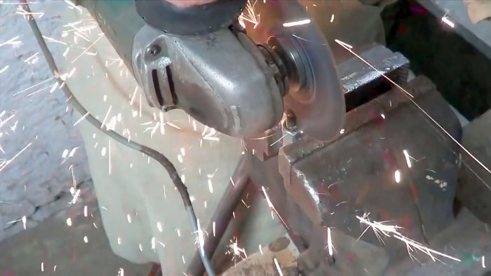 Сломался Dremel  не беда его может заменить болгарка