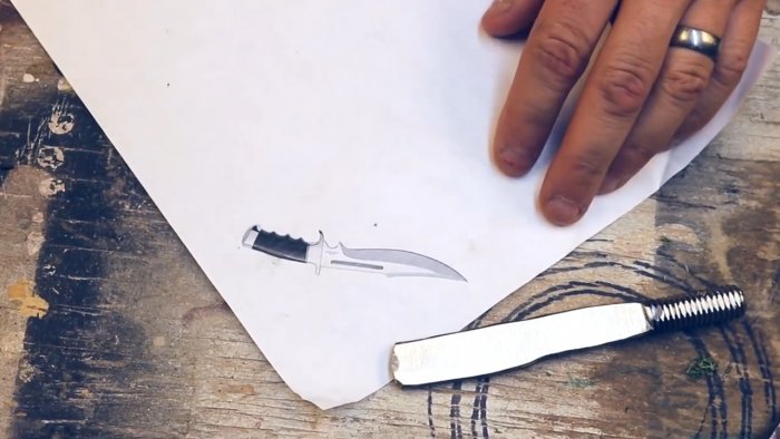 Как превратить болт в красивый маленький сувенирный охотничий нож