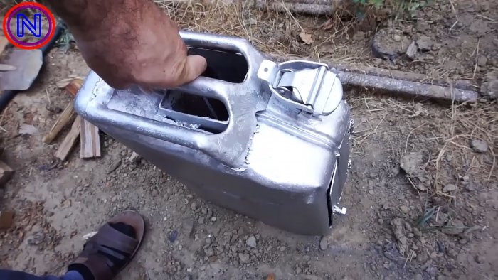 Переносная чудо печь из старой канистры своими руками