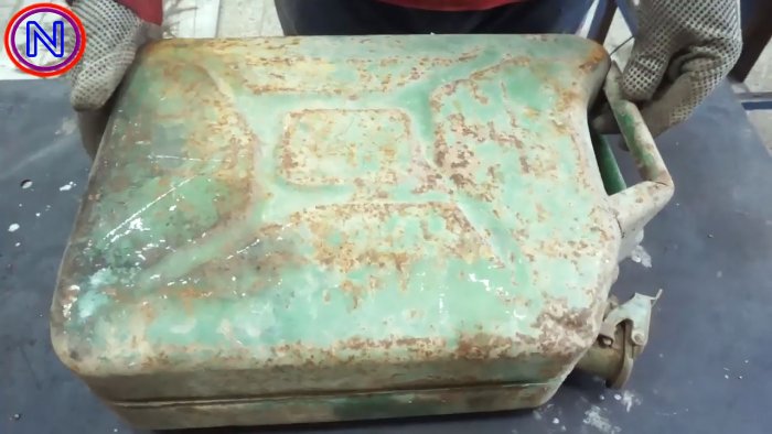 Переносная чудо печь из старой канистры своими руками