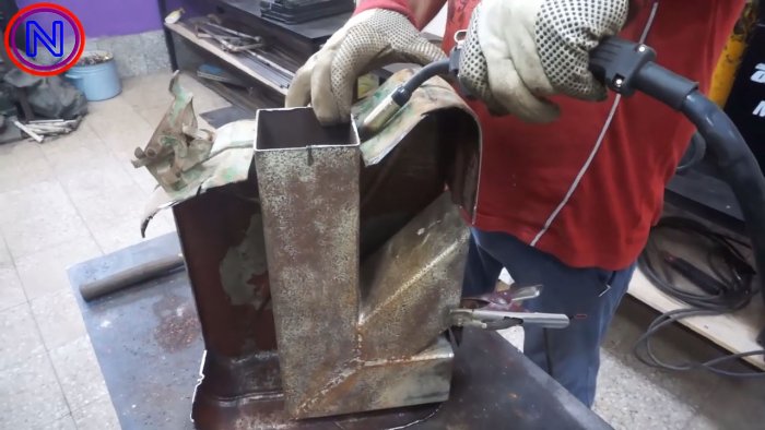 Переносная чудо печь из старой канистры своими руками