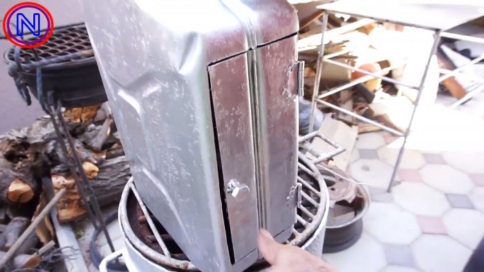 Переносная чудо печь из старой канистры своими руками