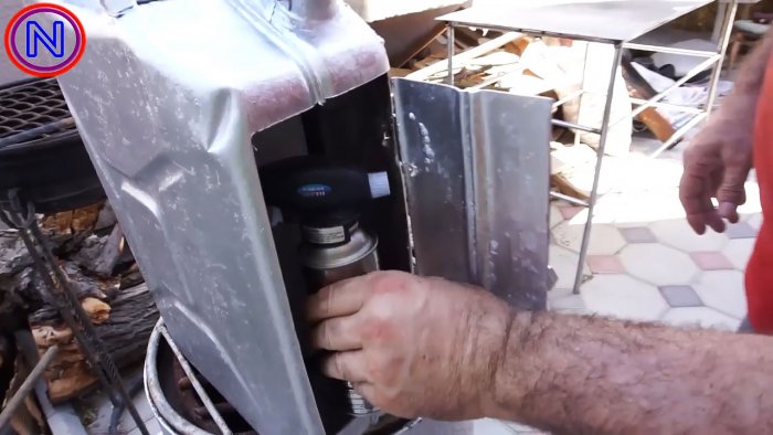 Переносная чудо печь из старой канистры своими руками