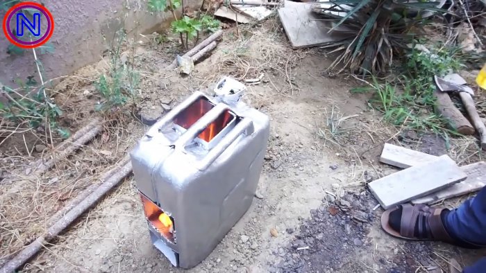Переносная чудо печь из старой канистры своими руками