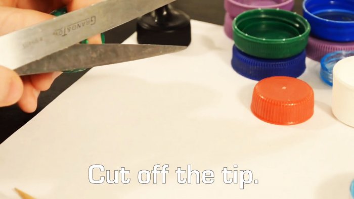 Как сделать насадку дозатор из крышки пластиковой бутылки и варианты использования