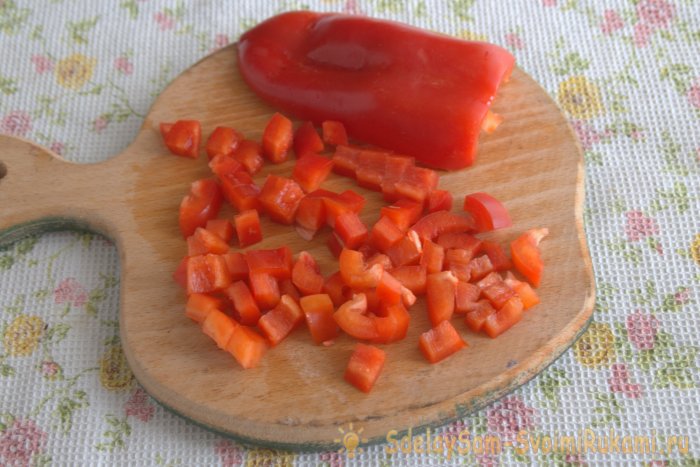 Как замораживать перец для экономии места в холодильнике