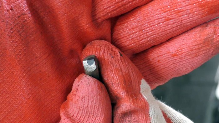 Какой резец возьмет подшипник