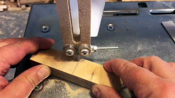 Самоцентрирующийся кондуктор для присадки шкантов