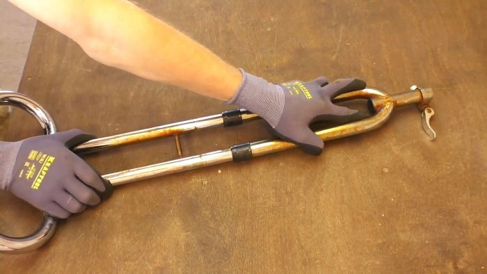 Стойка для болгарки из ручки от детского велосипеда