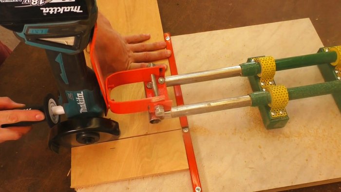 Стойка для болгарки из ручки от детского велосипеда