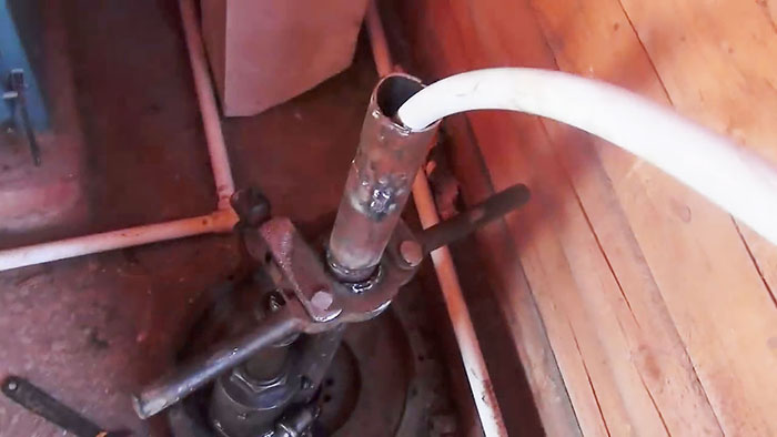 Как сделать скважину для воды без буровой установки