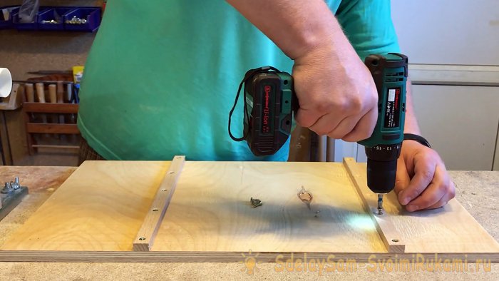 Торцовочная каретка шипорезка для ящичного соединения