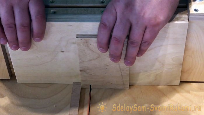 Торцовочная каретка шипорезка для ящичного соединения