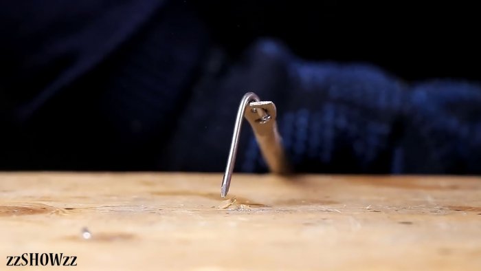 Как восстановить старую отвертку и наделить ее новыми функциями