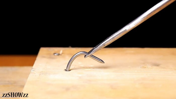 Как восстановить старую отвертку и наделить ее новыми функциями