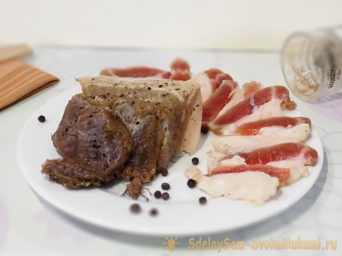 Как засолить свиную грудинку