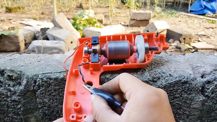 Как восстановить сгоревшую дрель переделав ее с 220 В на 12 В