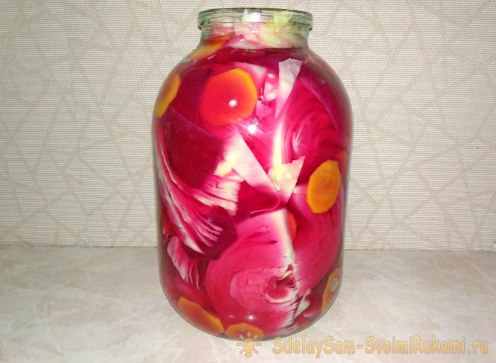 Хрустящая квашеная капуста со свеклой быстрое приготовление