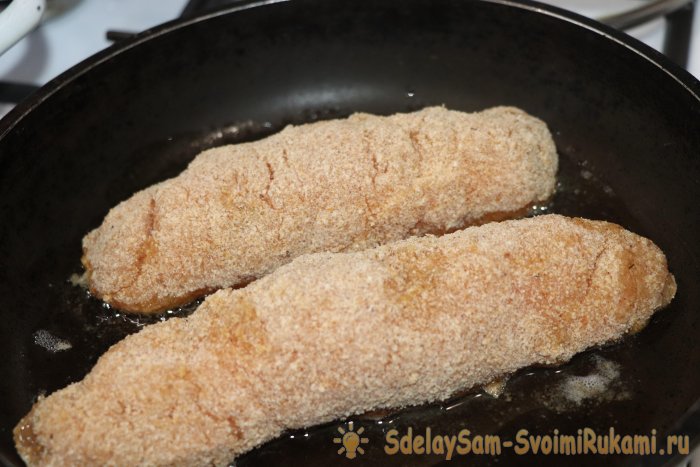 Куриный рулет с сыром на праздник